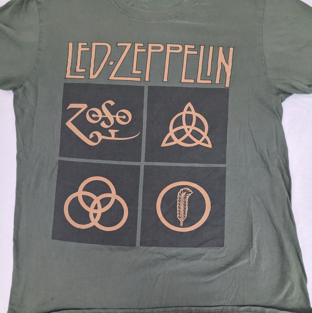 LED Zeppelin Grey Tee With Symbols Representing Band Members Tee Size Large